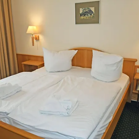 Guest house Park-appartements Ostseebad 500 M Zum 3*