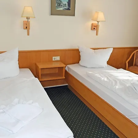 Guest house Park-appartements Ostseebad 500 M Zum
