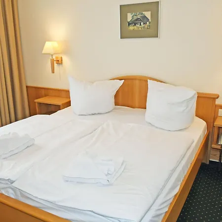 Guest house Park-appartements Ostseebad 500 M Zum Sellin (Rugen)